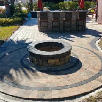 Fire pit and outdoor bar